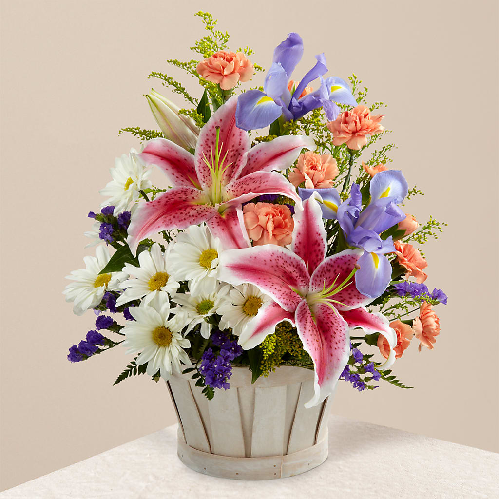 The Wondrous Nature Bouquet – KAREN'S AND TINA'S FLOWERS, Newmarket ON