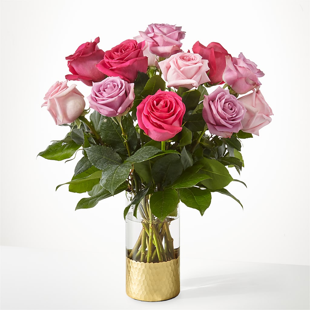 Pure Beauty Mixed Roses – KAREN'S AND TINA'S FLOWERS, Newmarket ON