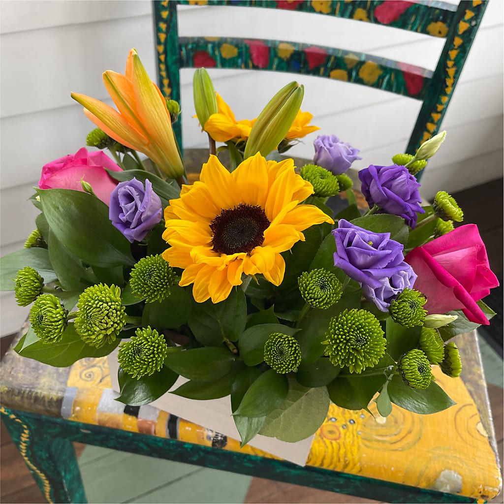 Best Day Box Bouquet – KAREN'S AND TINA'S FLOWERS, Newmarket ON