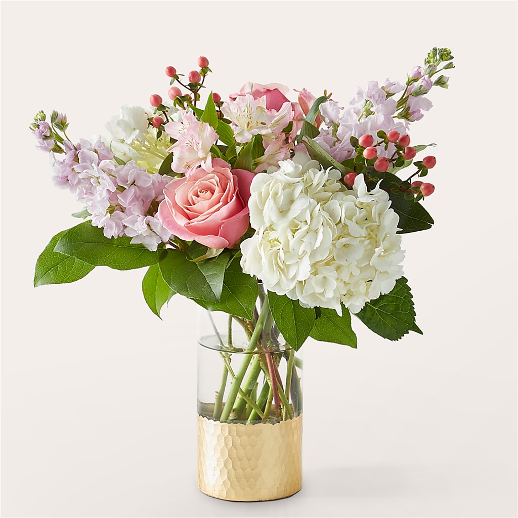 Little Luxuries Bouquet – KAREN'S AND TINA'S FLOWERS, Newmarket ON