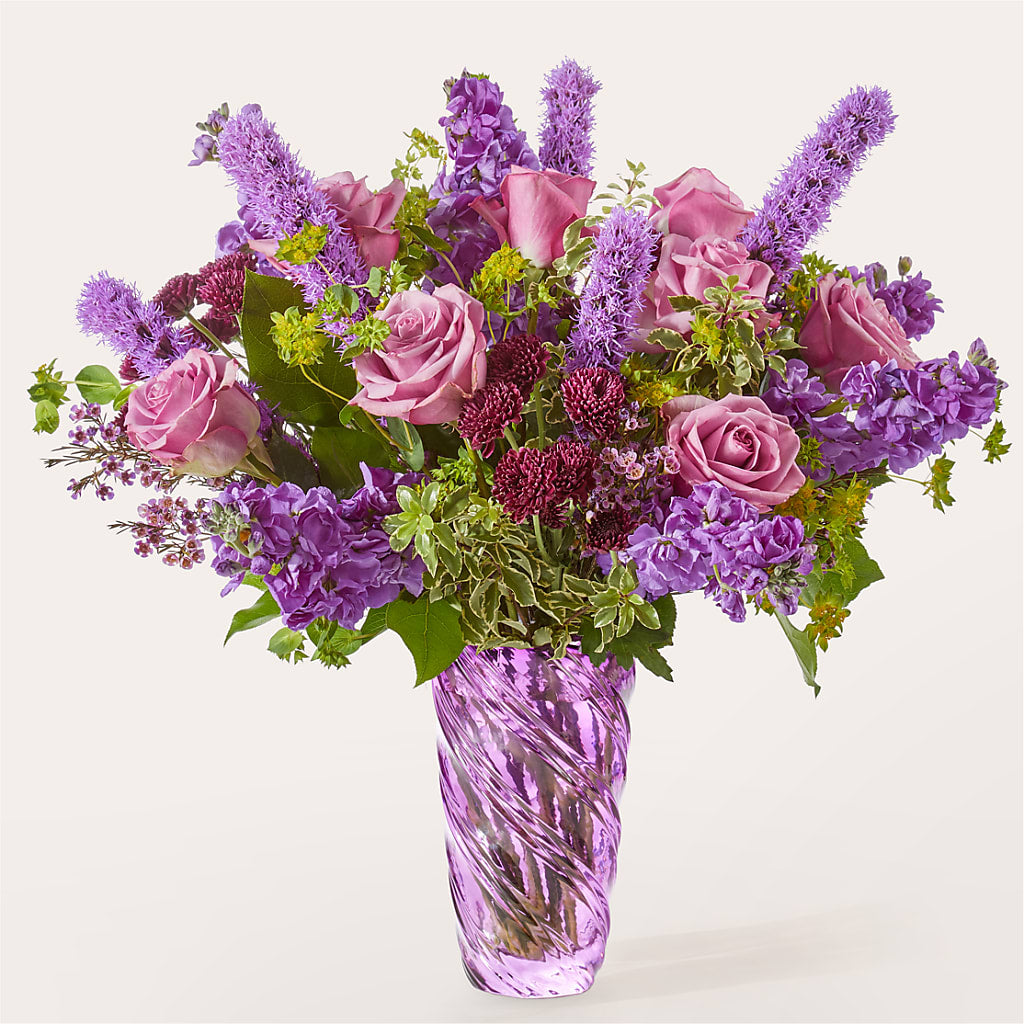 Garden Mist Bouquet – KAREN'S AND TINA'S FLOWERS, Newmarket ON