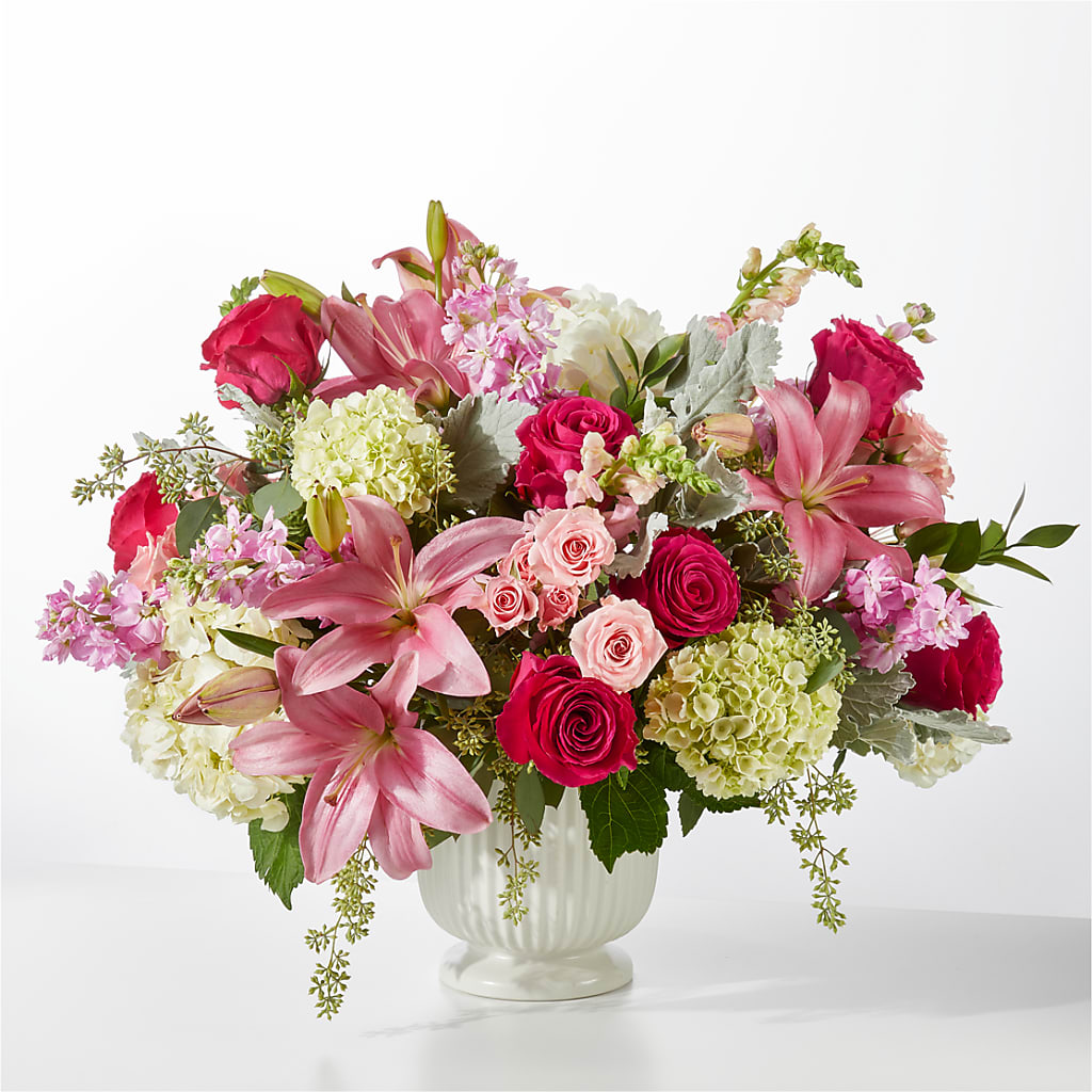 Antique Shopping Bouquet – KAREN'S AND TINA'S FLOWERS, Newmarket ON