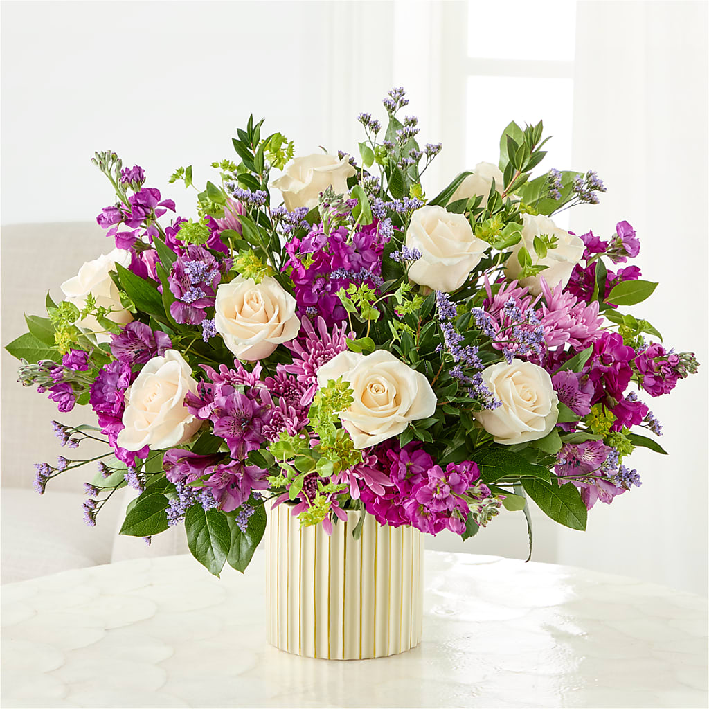 The Boutique Bouquet – KAREN'S AND TINA'S FLOWERS, Newmarket ON