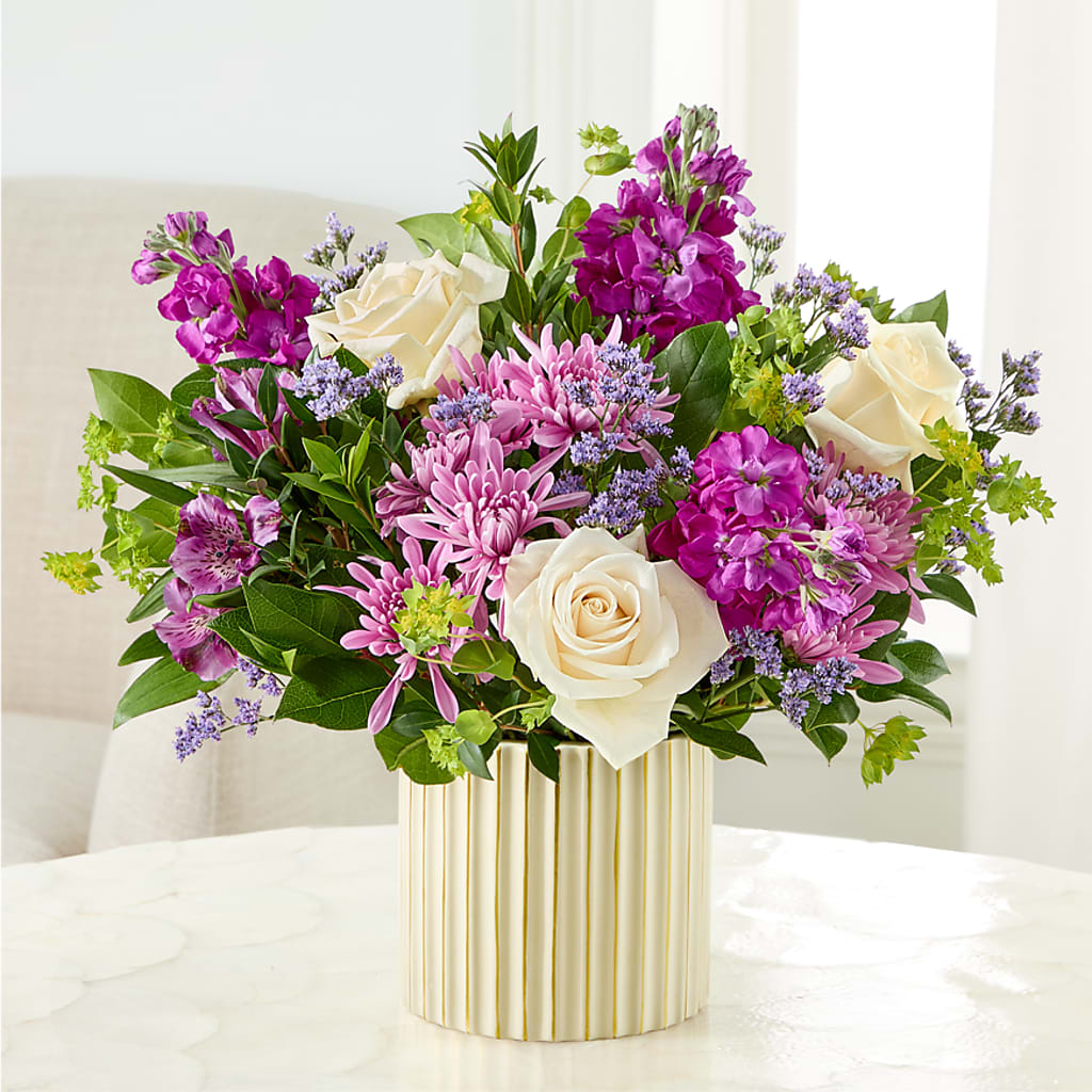 The Boutique Bouquet – KAREN'S AND TINA'S FLOWERS, Newmarket ON