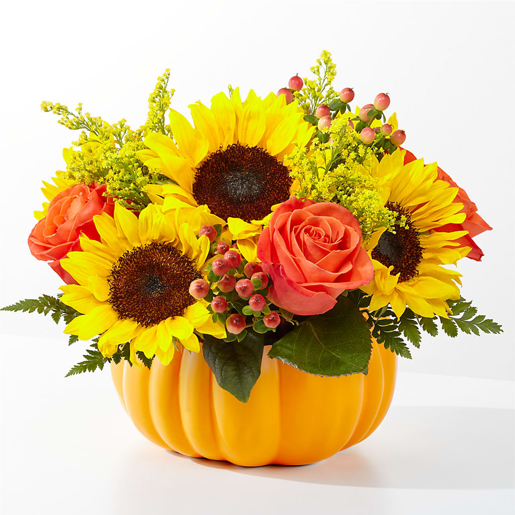 Pick of the Patch Pumpkin Bouquet – KAREN'S AND TINA'S FLOWERS, Newmarket ON