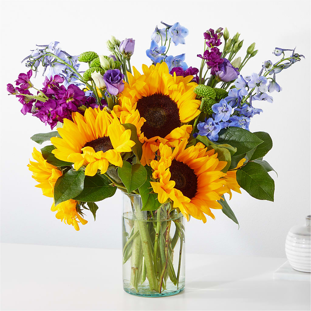 Catching Rays Bouquet – KAREN'S AND TINA'S FLOWERS, Newmarket ON