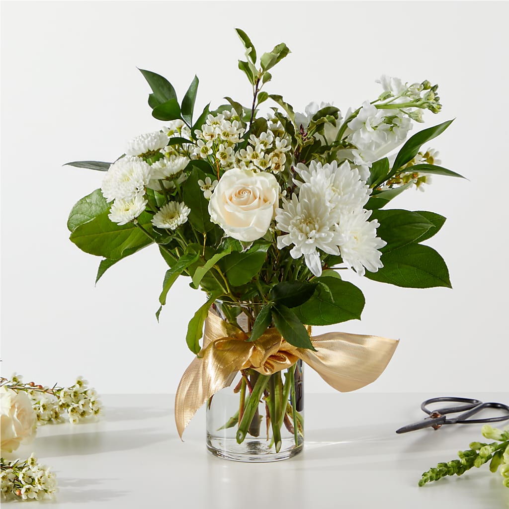 New Beginnings – A Florist Original – KAREN'S AND TINA'S FLOWERS, Newmarket ON