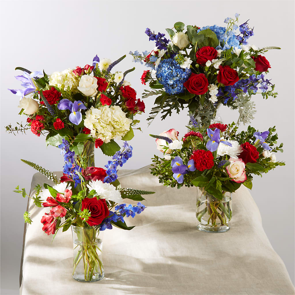 Star Spangled - A Florist Original – KAREN'S AND TINA'S FLOWERS, Newmarket ON