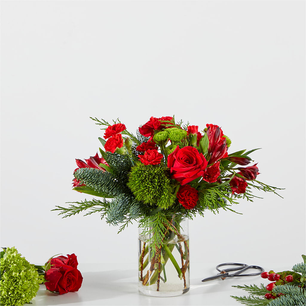 Merry Moment Bouquet – A Florist Original – KAREN'S AND TINA'S FLOWERS, Newmarket ON