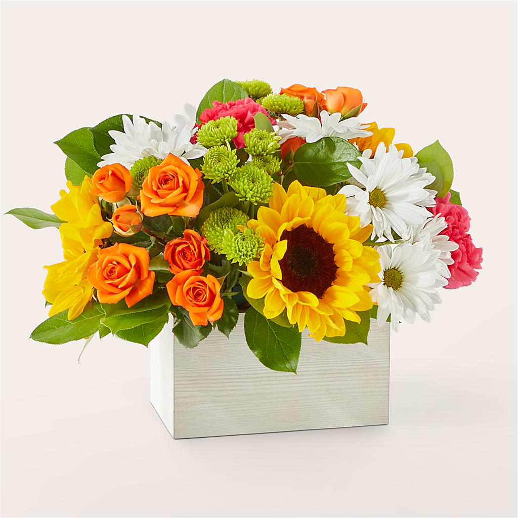 Sun-drenched Blooms Box Bouquet – KAREN'S AND TINA'S FLOWERS, Newmarket ON