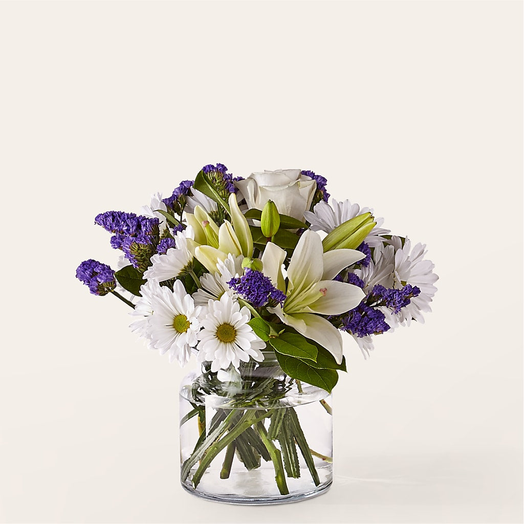 Beyond Blue Bouquet – KAREN'S AND TINA'S FLOWERS, Newmarket ON