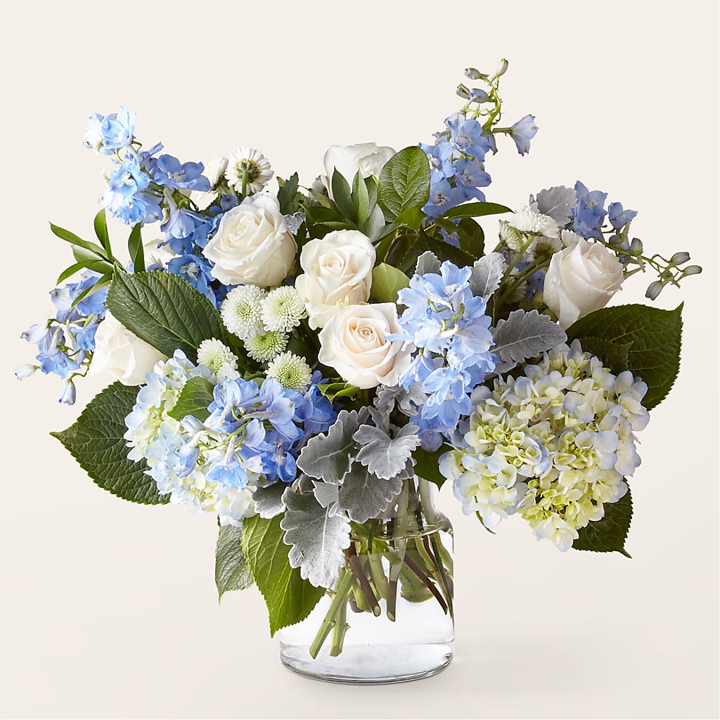 Clear Skies Bouquet – KAREN'S AND TINA'S FLOWERS, Newmarket ON