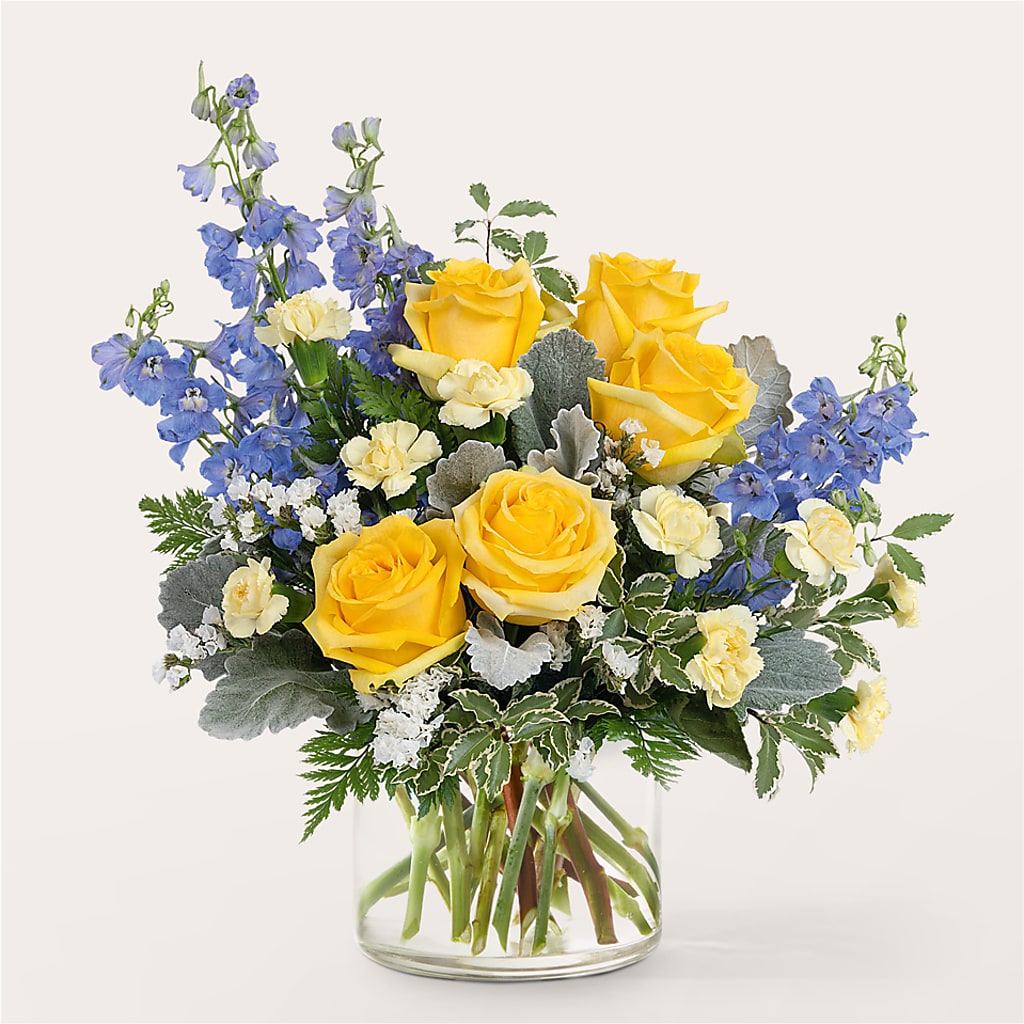Butterfly Wings Bouquet – KAREN'S AND TINA'S FLOWERS, Newmarket ON