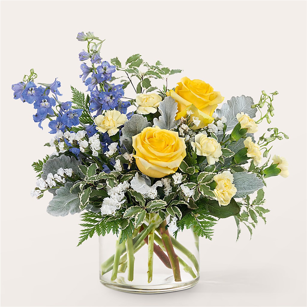 Butterfly Wings Bouquet – KAREN'S AND TINA'S FLOWERS, Newmarket ON