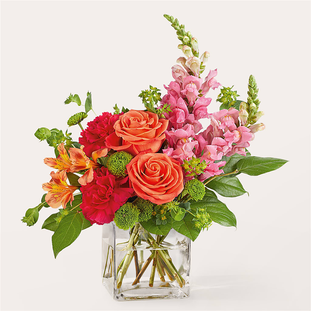 Cosmopolitan Bouquet – KAREN'S AND TINA'S FLOWERS, Newmarket ON