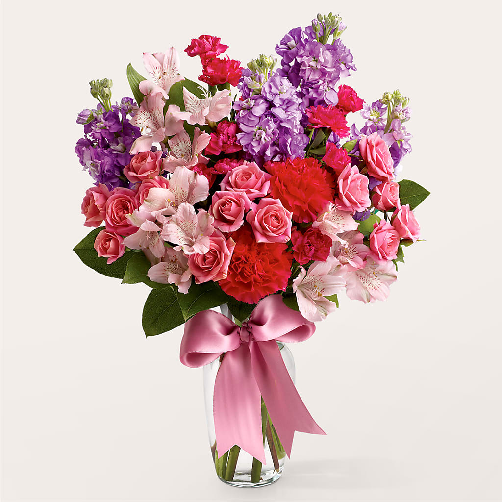 Main Character Bouquet – KAREN'S AND TINA'S FLOWERS, Newmarket ON