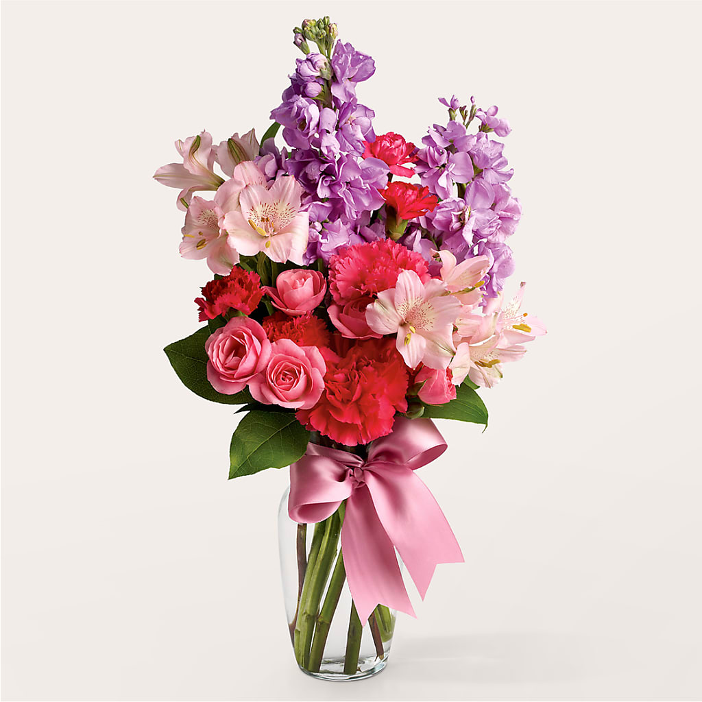Main Character Bouquet – KAREN'S AND TINA'S FLOWERS, Newmarket ON