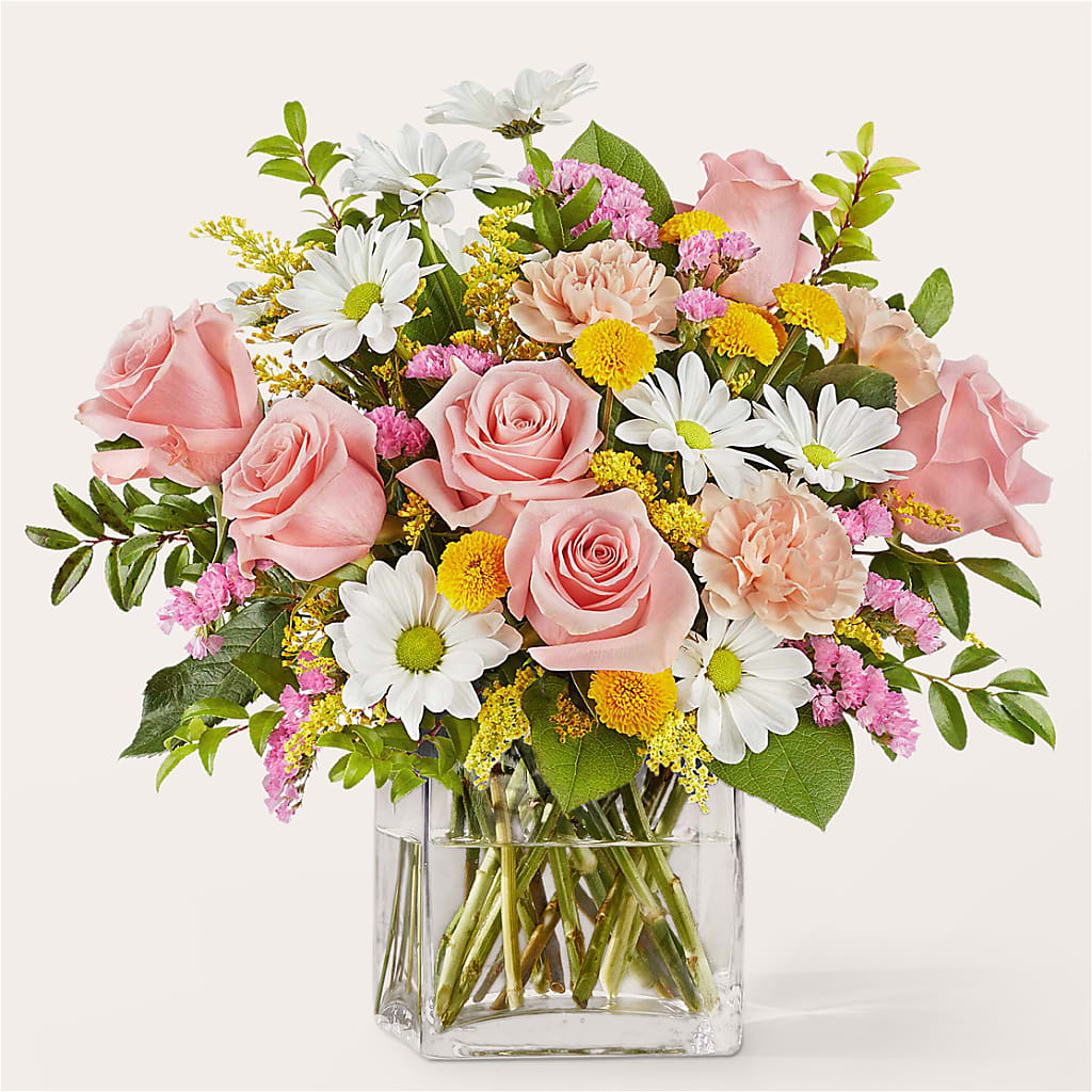 Country Cottage Bouquet – KAREN'S AND TINA'S FLOWERS, Newmarket ON