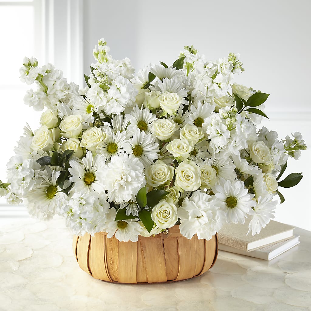 Graceful Garden Basket – KAREN'S AND TINA'S FLOWERS, Newmarket ON