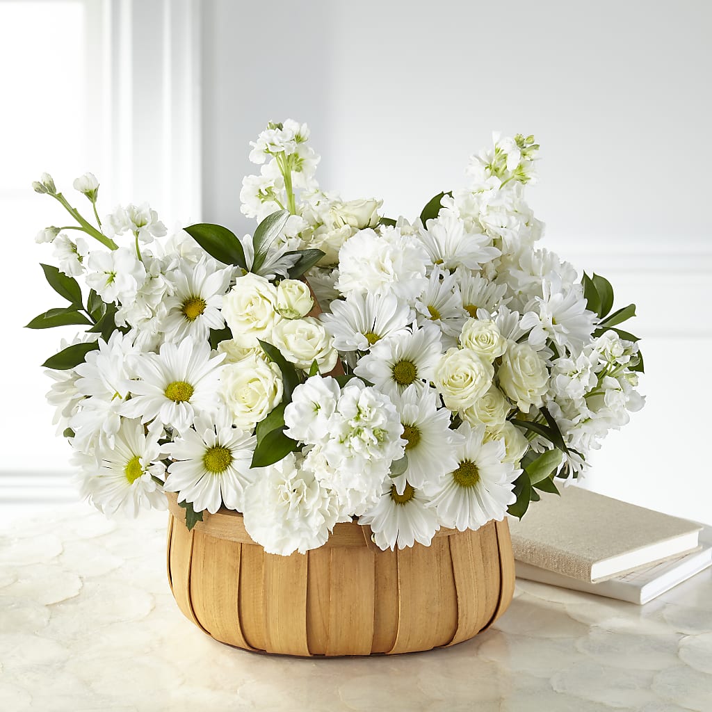 Graceful Garden Basket – KAREN'S AND TINA'S FLOWERS, Newmarket ON