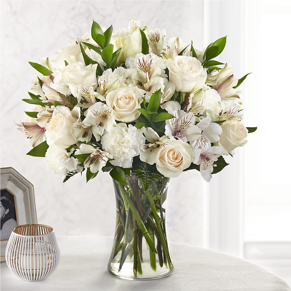 Cherished Friend Bouquet – KAREN'S AND TINA'S FLOWERS, Newmarket ON