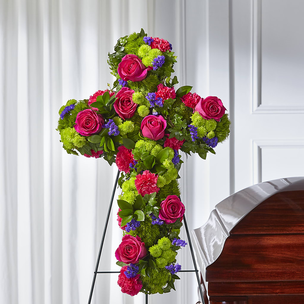 Tribute Rose Floral Cross – KAREN'S AND TINA'S FLOWERS, Newmarket ON
