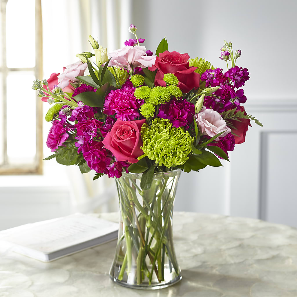 Everlasting Embrace Bouquet – KAREN'S AND TINA'S FLOWERS, Newmarket ON