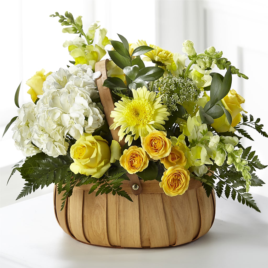 Rustic Remembrance Basket – KAREN'S AND TINA'S FLOWERS, Newmarket ON