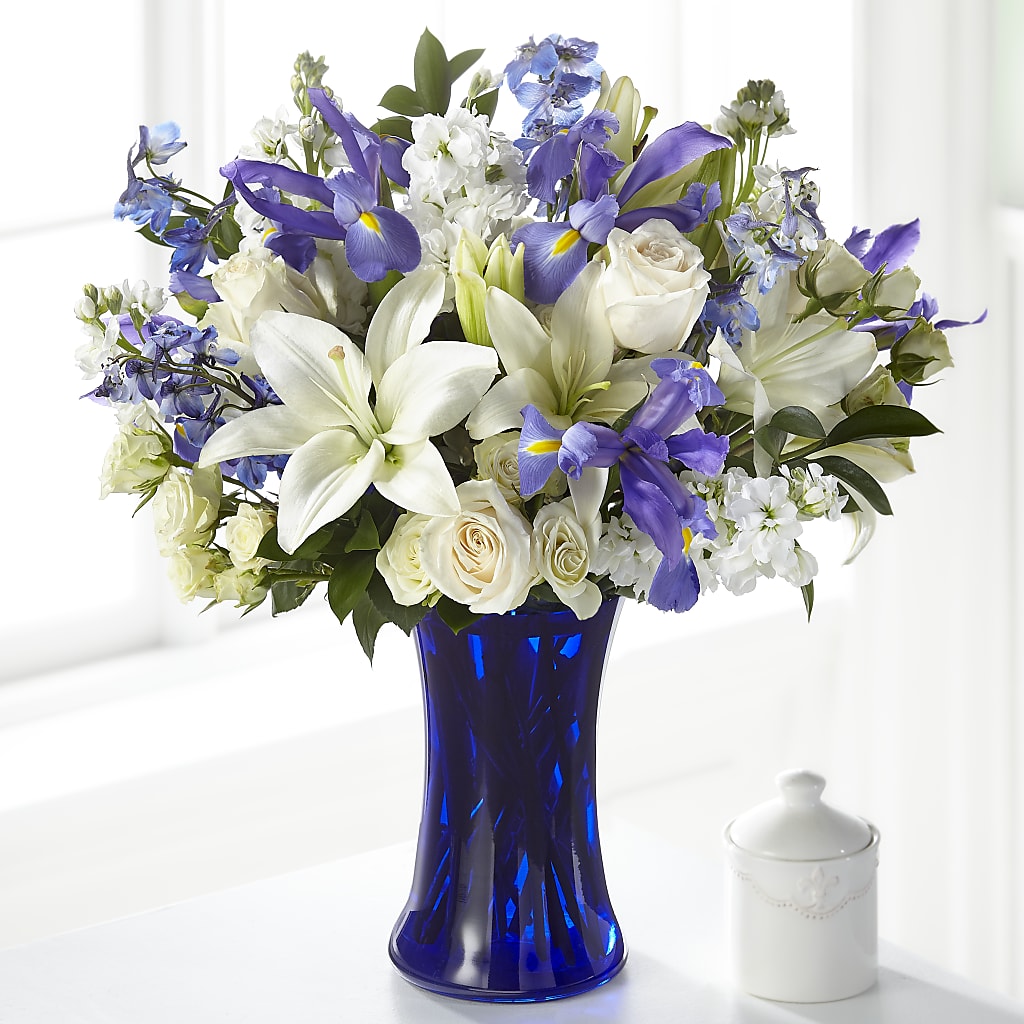 Calming Comfort Bouquet – KAREN'S AND TINA'S FLOWERS, Newmarket ON