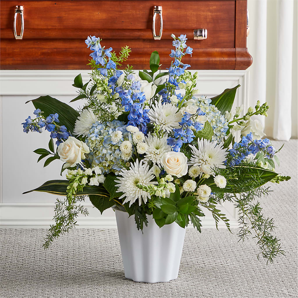 Everlasting Memories Floor Basket – KAREN'S AND TINA'S FLOWERS, Newmarket ON