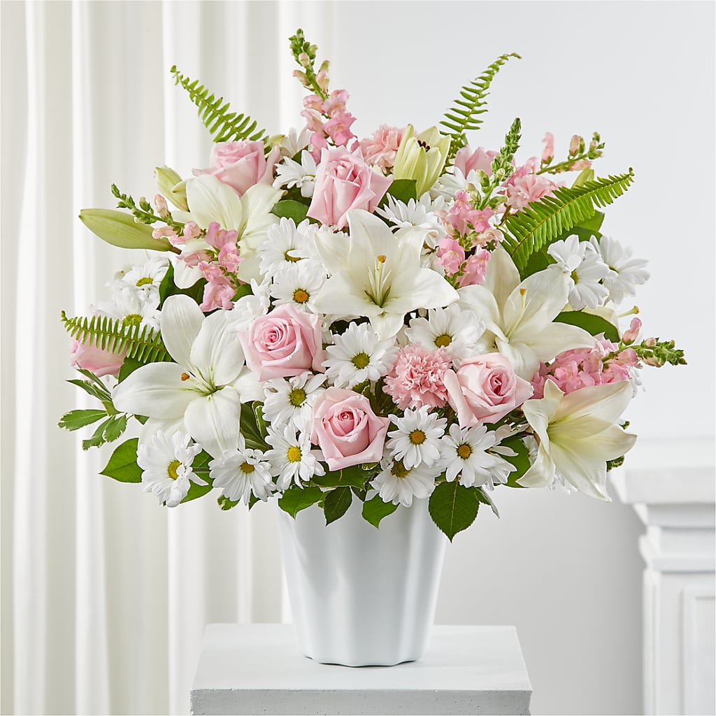 Soft Touch Tabletop Basket – KAREN'S AND TINA'S FLOWERS, Newmarket ON