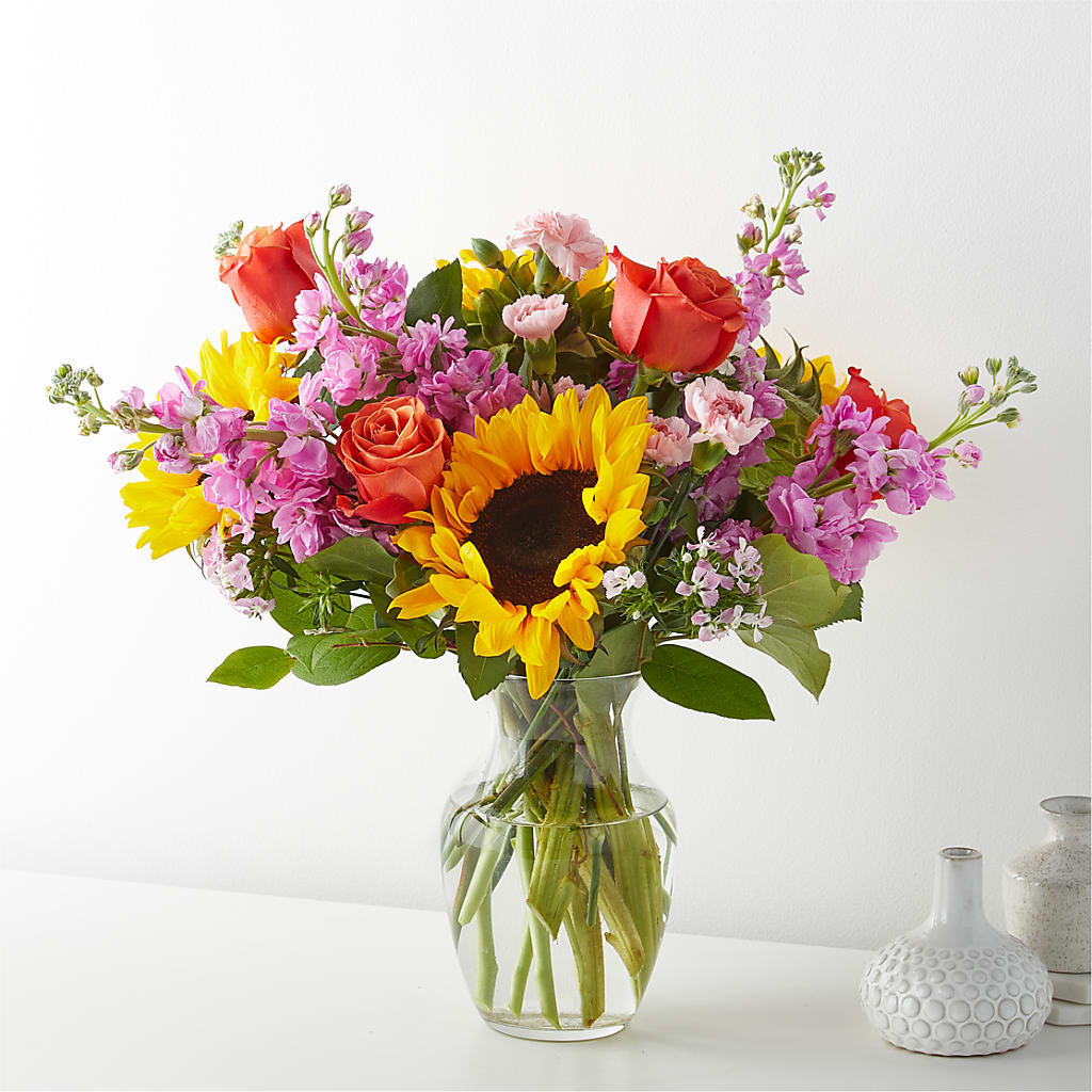 Yellow Brick Road Bouquet – KAREN'S AND TINA'S FLOWERS, Newmarket ON