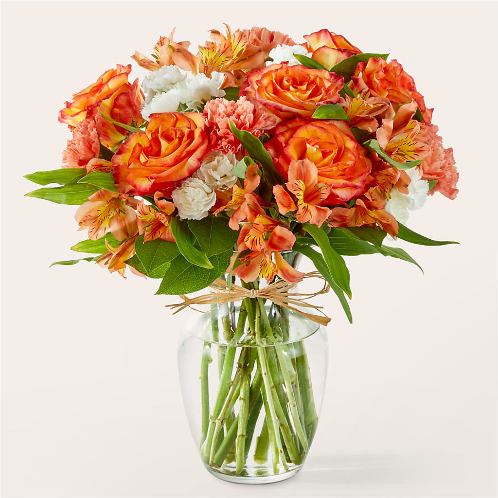 Apricot Glow Bouquet – KAREN'S AND TINA'S FLOWERS, Newmarket ON