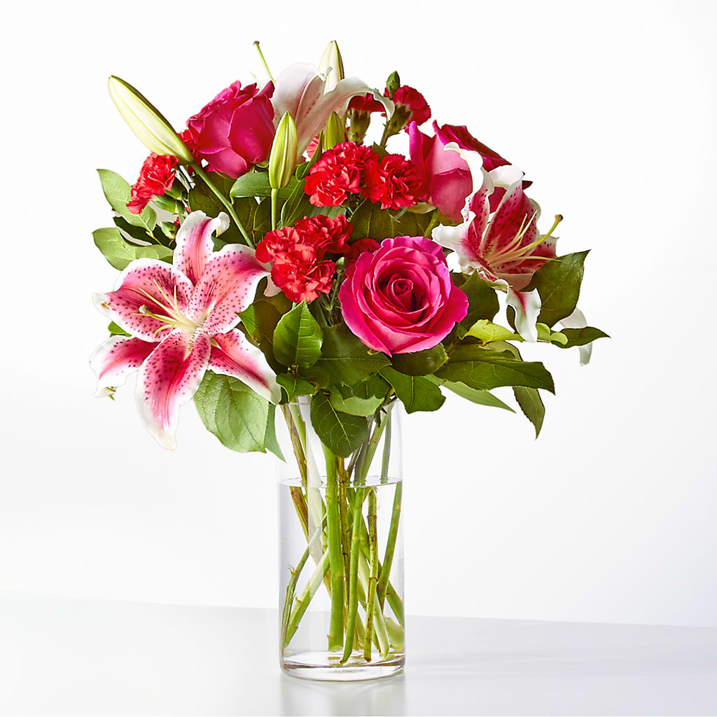 Love at First Sight Bouquet – KAREN'S AND TINA'S FLOWERS, Newmarket ON