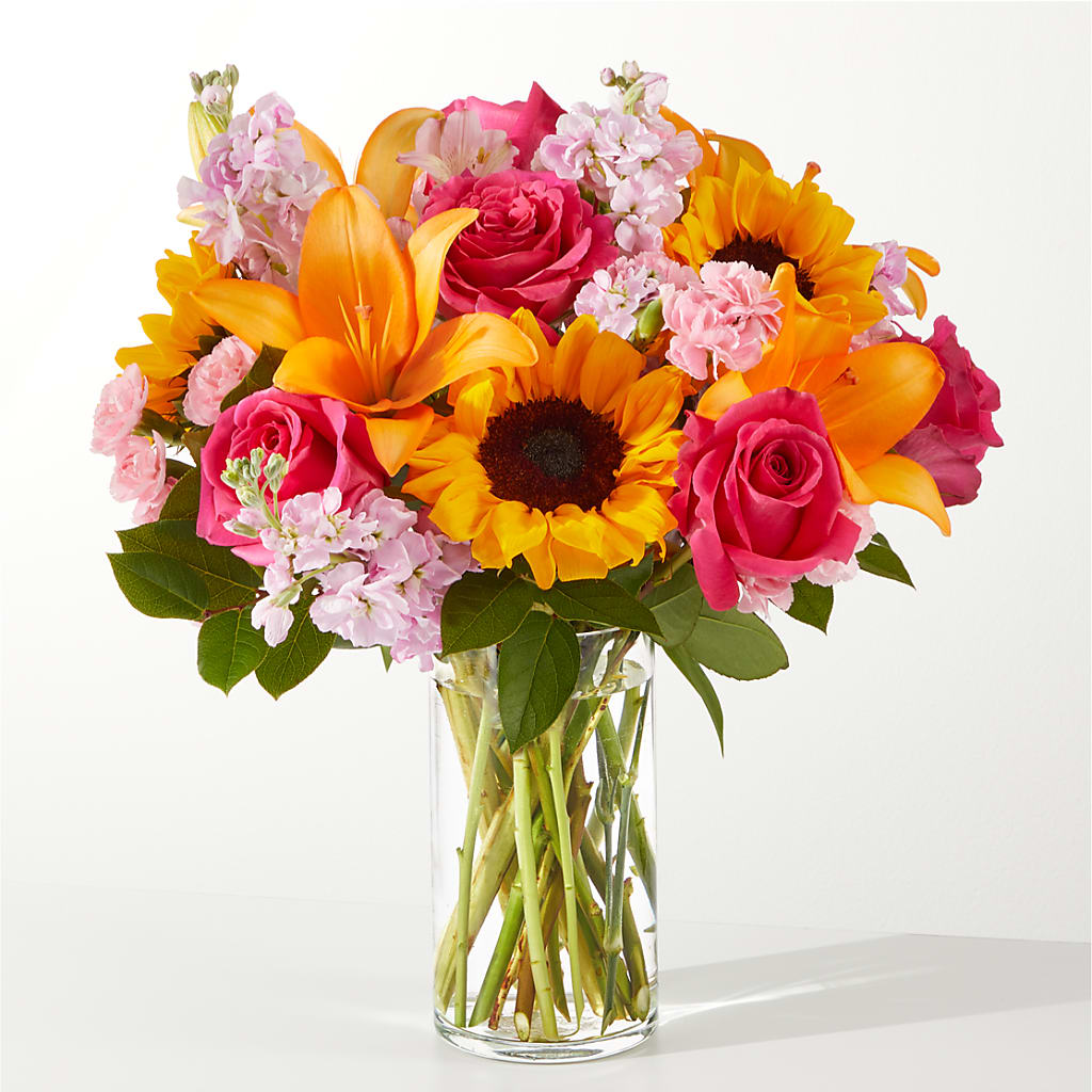 In Full Swing Bouquet – KAREN'S AND TINA'S FLOWERS, Newmarket ON