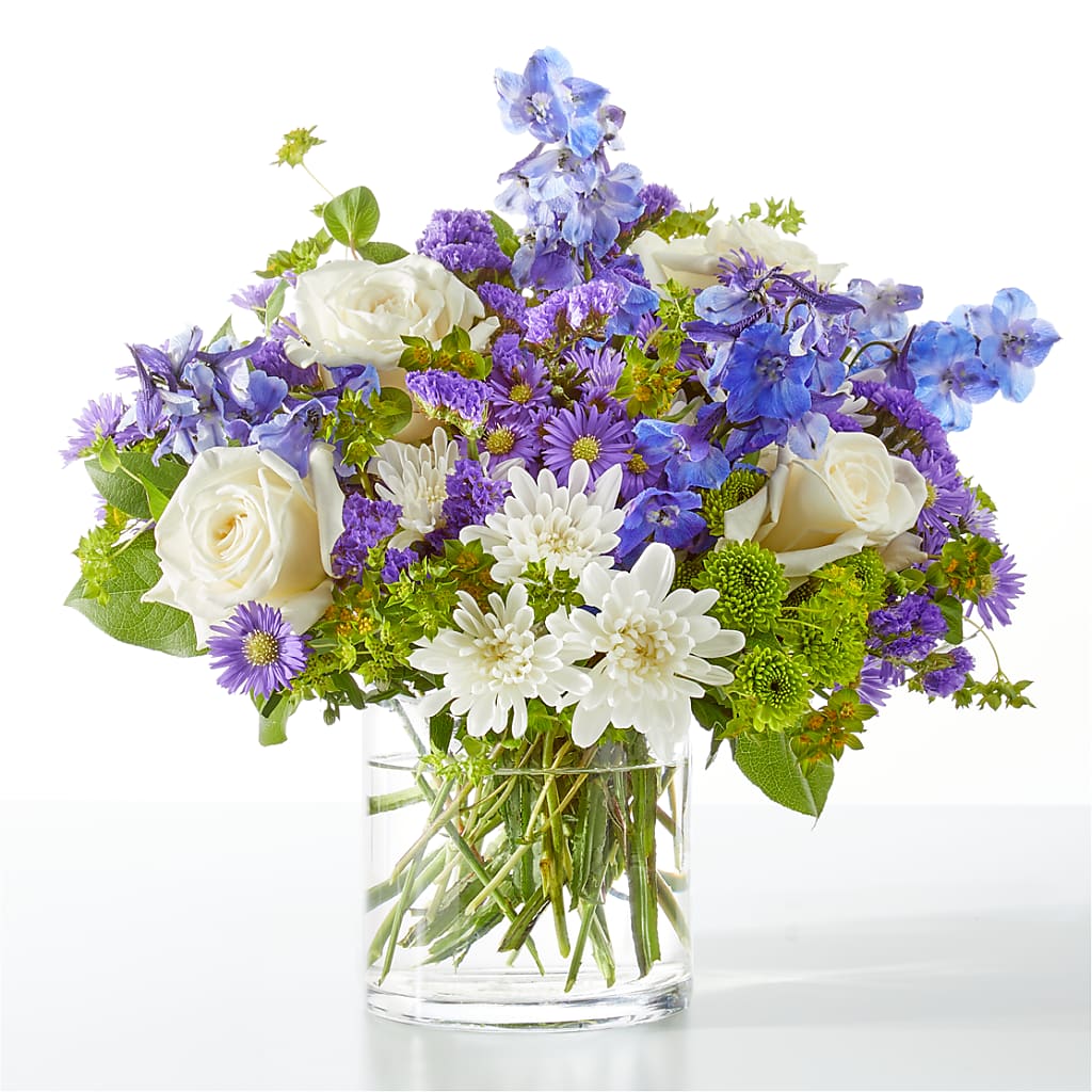 Genuine Gestures Bouquet – KAREN'S AND TINA'S FLOWERS, Newmarket ON