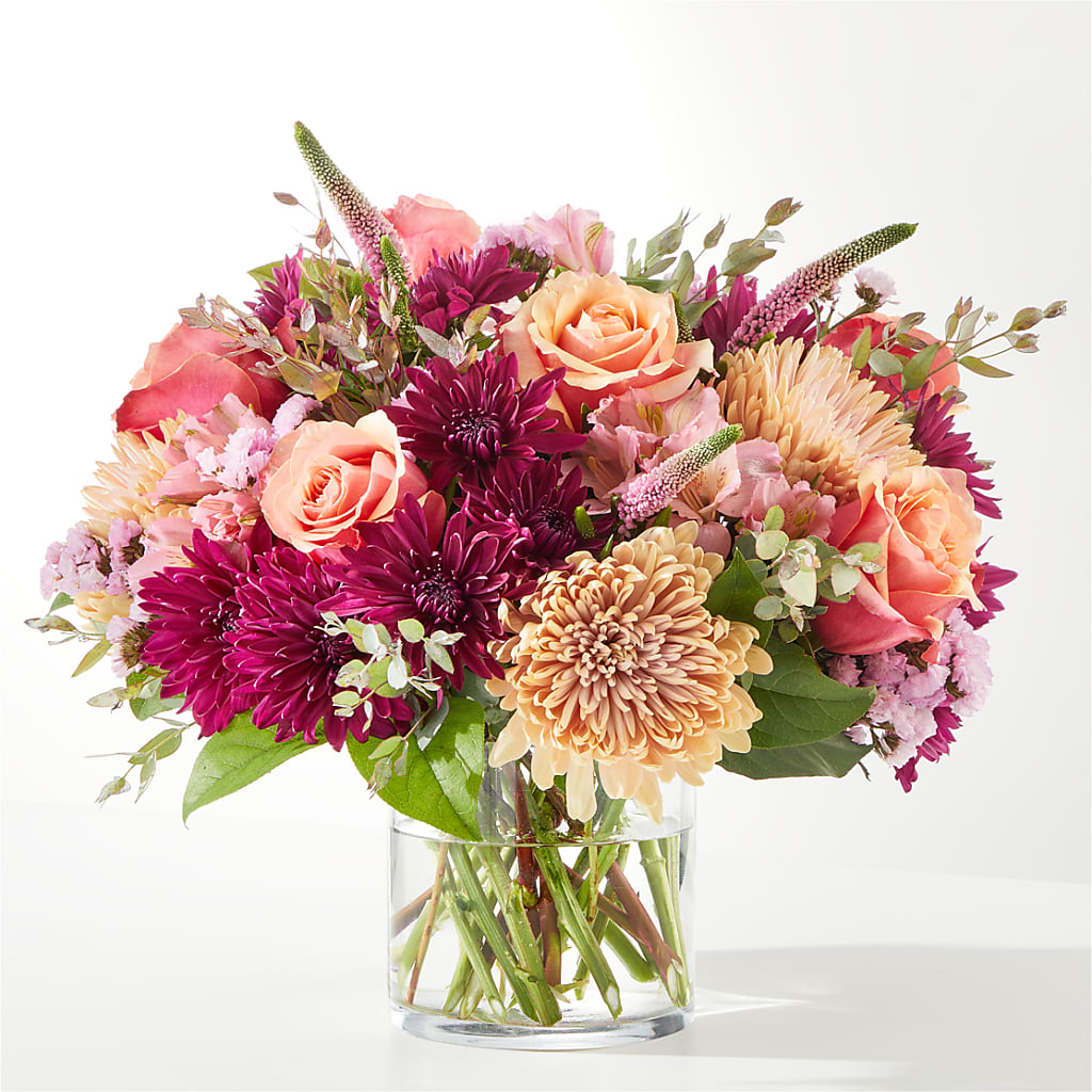 Berry Cobbler Bouquet – KAREN'S AND TINA'S FLOWERS, Newmarket ON