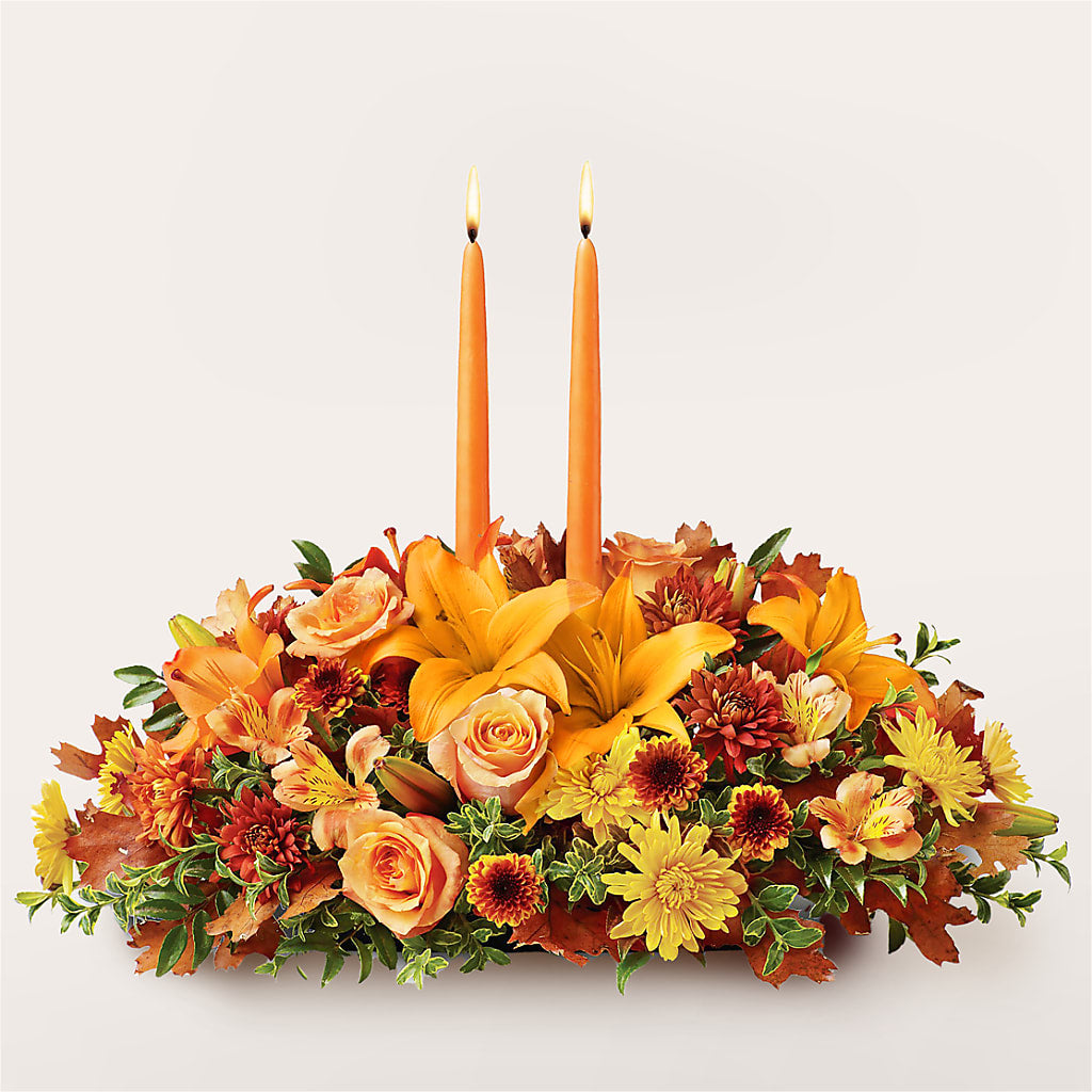 Traditions Centerpiece – KAREN'S AND TINA'S FLOWERS, Newmarket ON