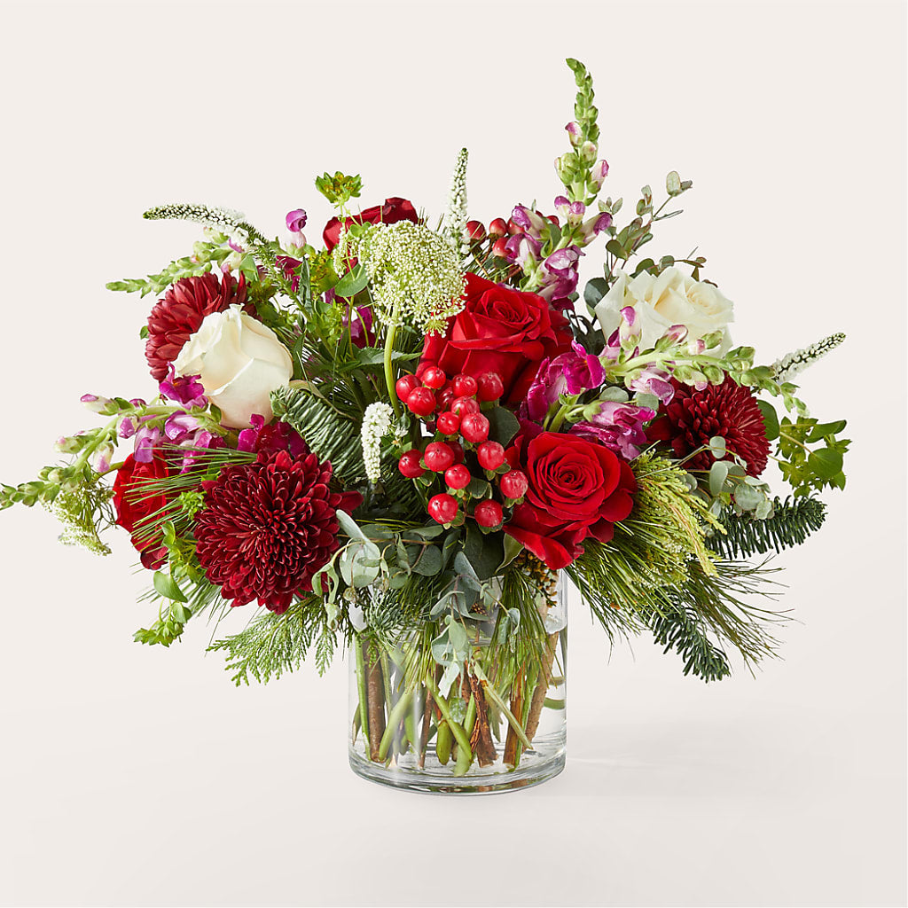 Cranberry Fizz Bouquet – KAREN'S AND TINA'S FLOWERS, Newmarket ON