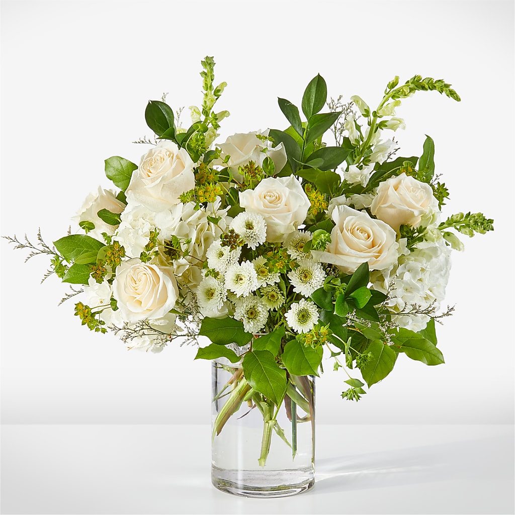 Hint of Vanilla Bouquet – KAREN'S AND TINA'S FLOWERS, Newmarket ON