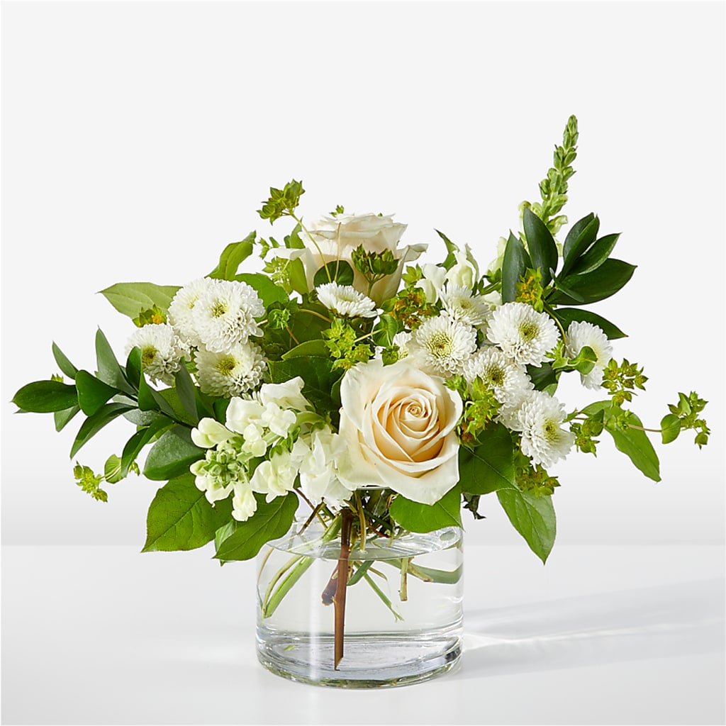 Hint of Vanilla Bouquet – KAREN'S AND TINA'S FLOWERS, Newmarket ON