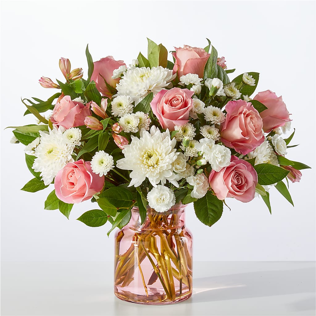 Infatuated Bouquet – KAREN'S AND TINA'S FLOWERS, Newmarket ON