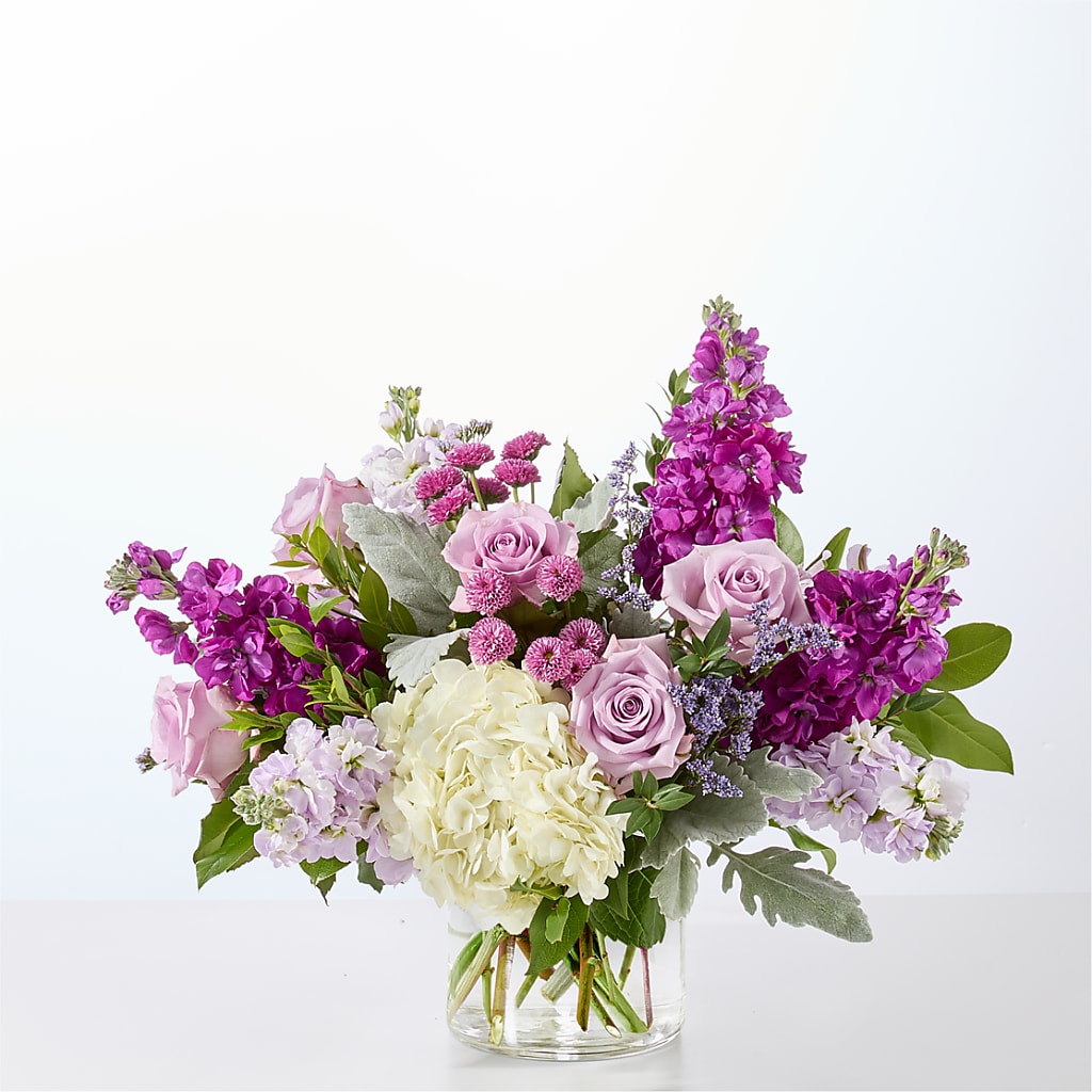 Empress Bouquet – KAREN'S AND TINA'S FLOWERS, Newmarket ON