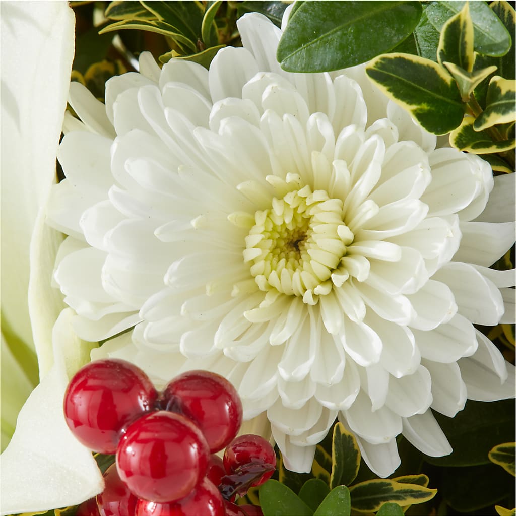 Festive Moments Tree – KAREN'S AND TINA'S FLOWERS, Newmarket ON