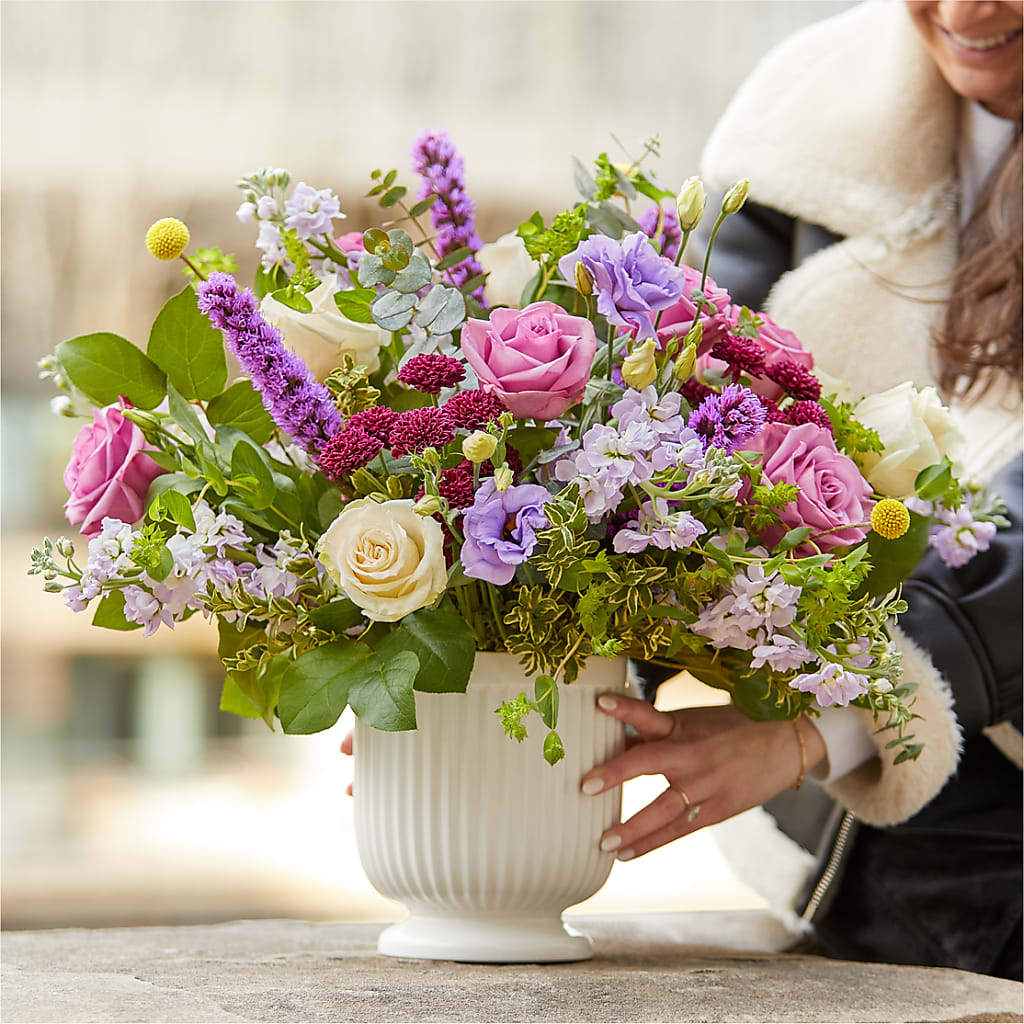 Work of Art Bouquet – KAREN'S AND TINA'S FLOWERS, Newmarket ON