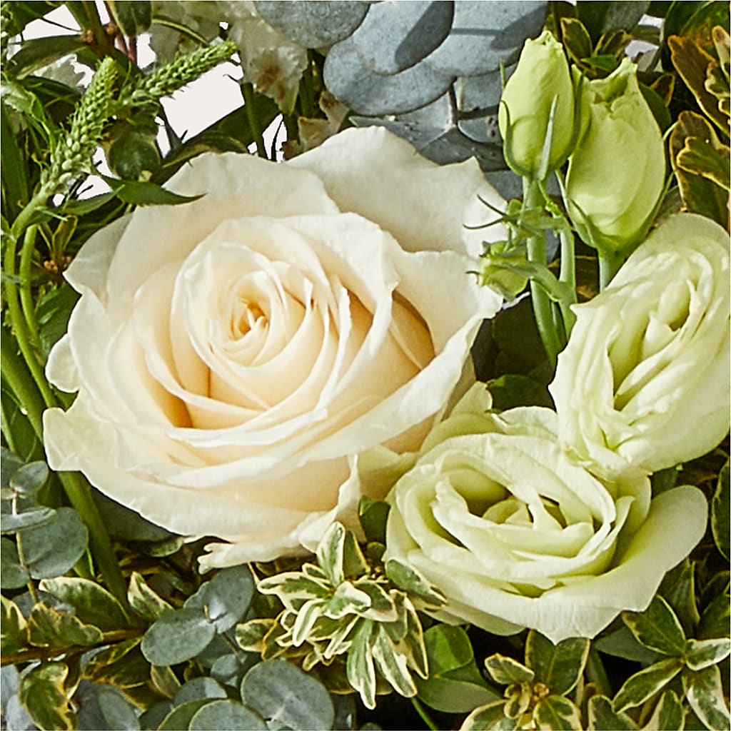 Cashmere Bouquet – KAREN'S AND TINA'S FLOWERS, Newmarket ON