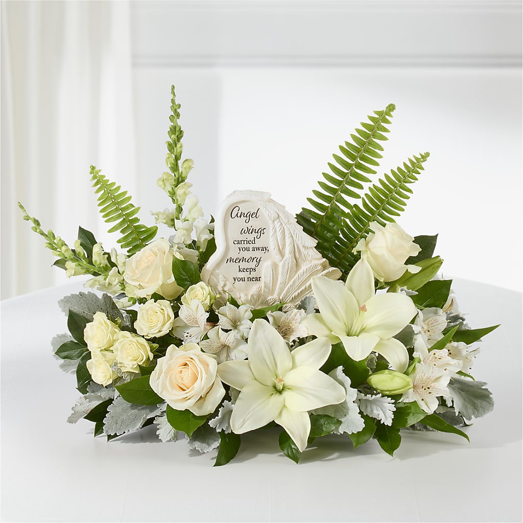 Holding You Close Arrangement – KAREN'S AND TINA'S FLOWERS, Newmarket ON
