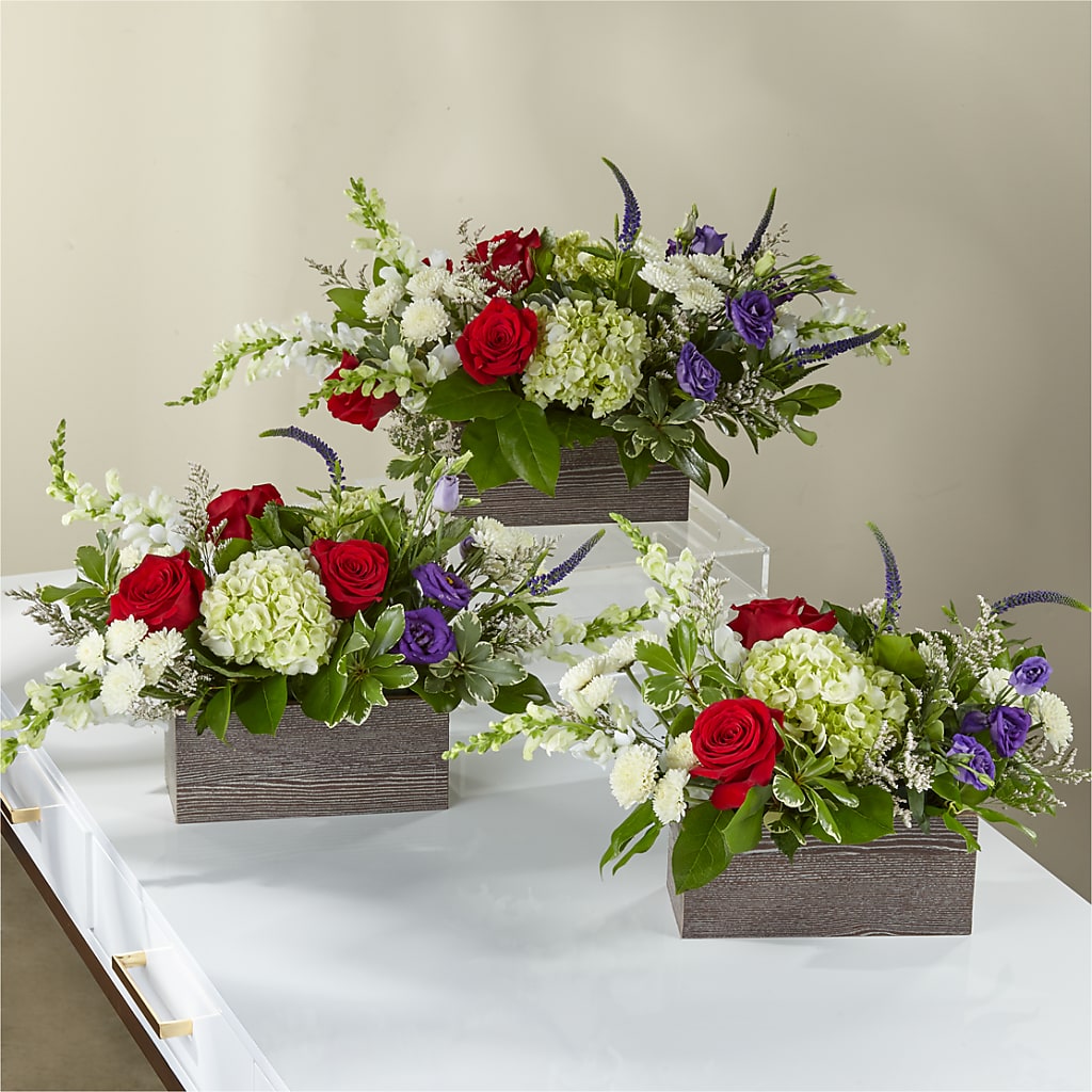 Sweet Magnolia Bouquet – KAREN'S AND TINA'S FLOWERS, Newmarket ON