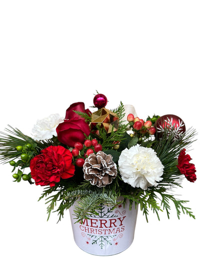 Christmas eve delight – KAREN'S AND TINA'S FLOWERS, Newmarket ON