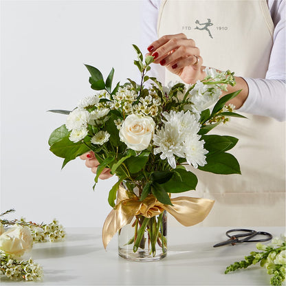 New Beginnings – A Florist Original – KAREN'S AND TINA'S FLOWERS, Newmarket ON